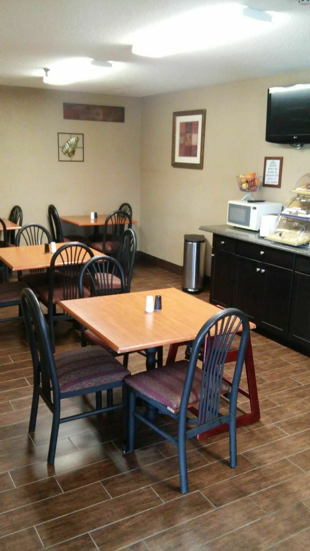 萨利纳戴斯酒店 萨莱纳 外观 照片